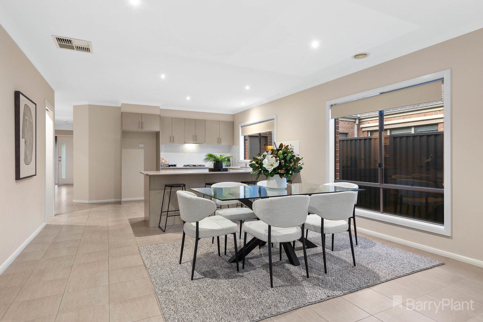 5 Fairchild Place, Pakenham, VIC 3810, Pakenham - Thumbnail 5