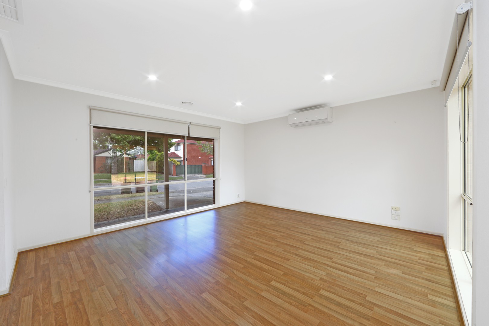 5 Farview Drive, Rowville, VIC 3178, Rowville - Thumbnail 2
