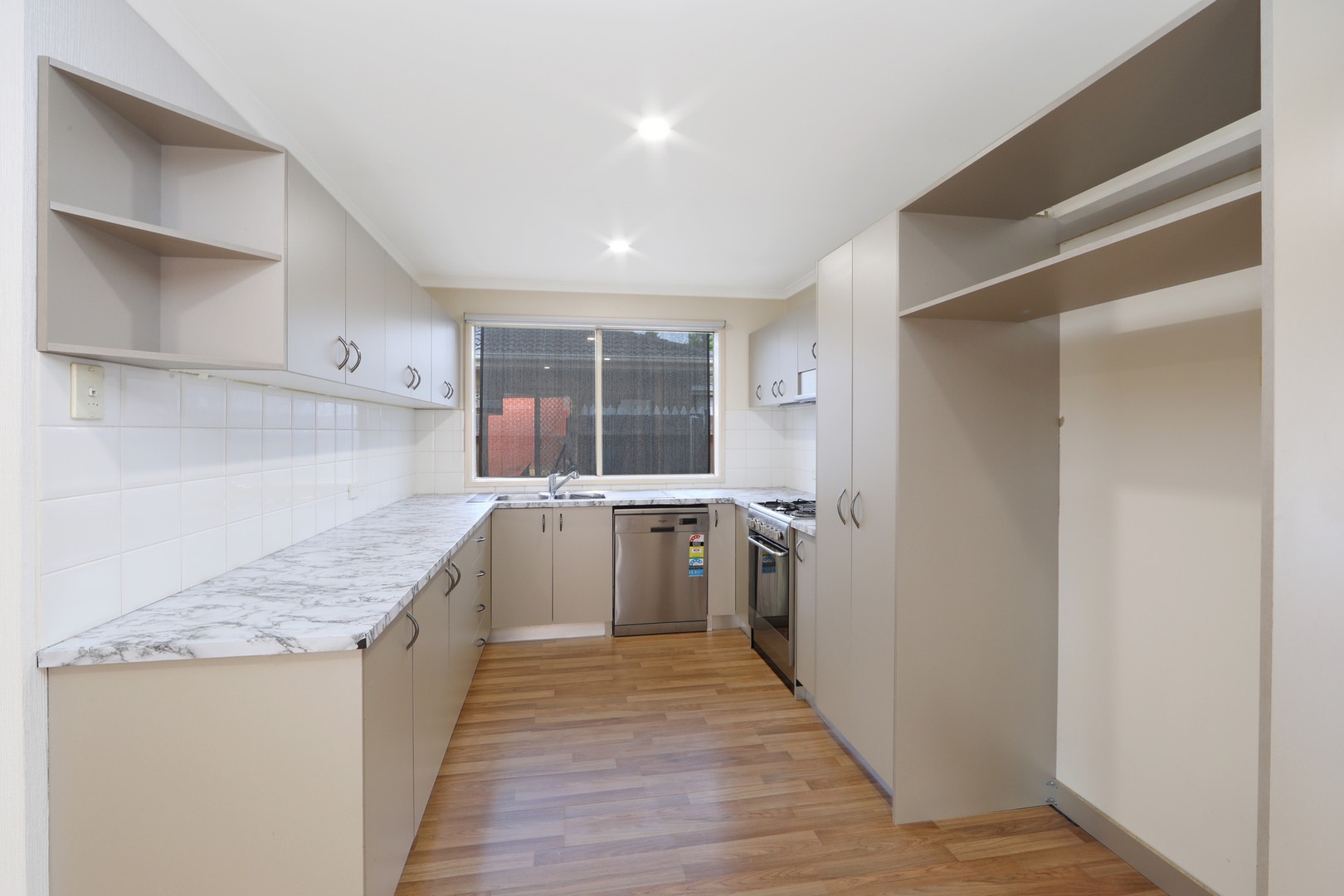 5 Farview Drive, Rowville, VIC 3178, Rowville - Thumbnail 5
