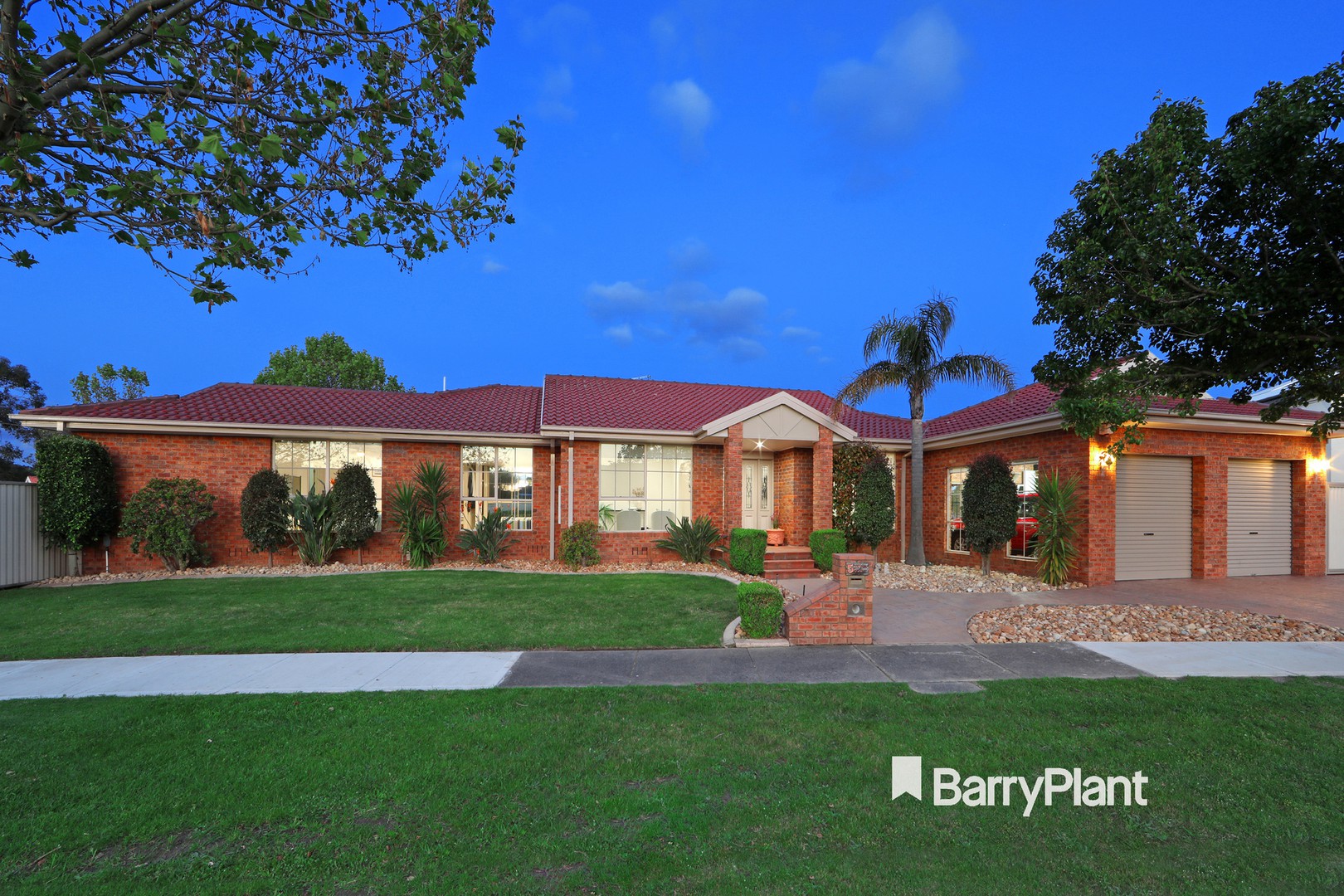 5 Finley CourtEndeavour Hills, VIC 3802