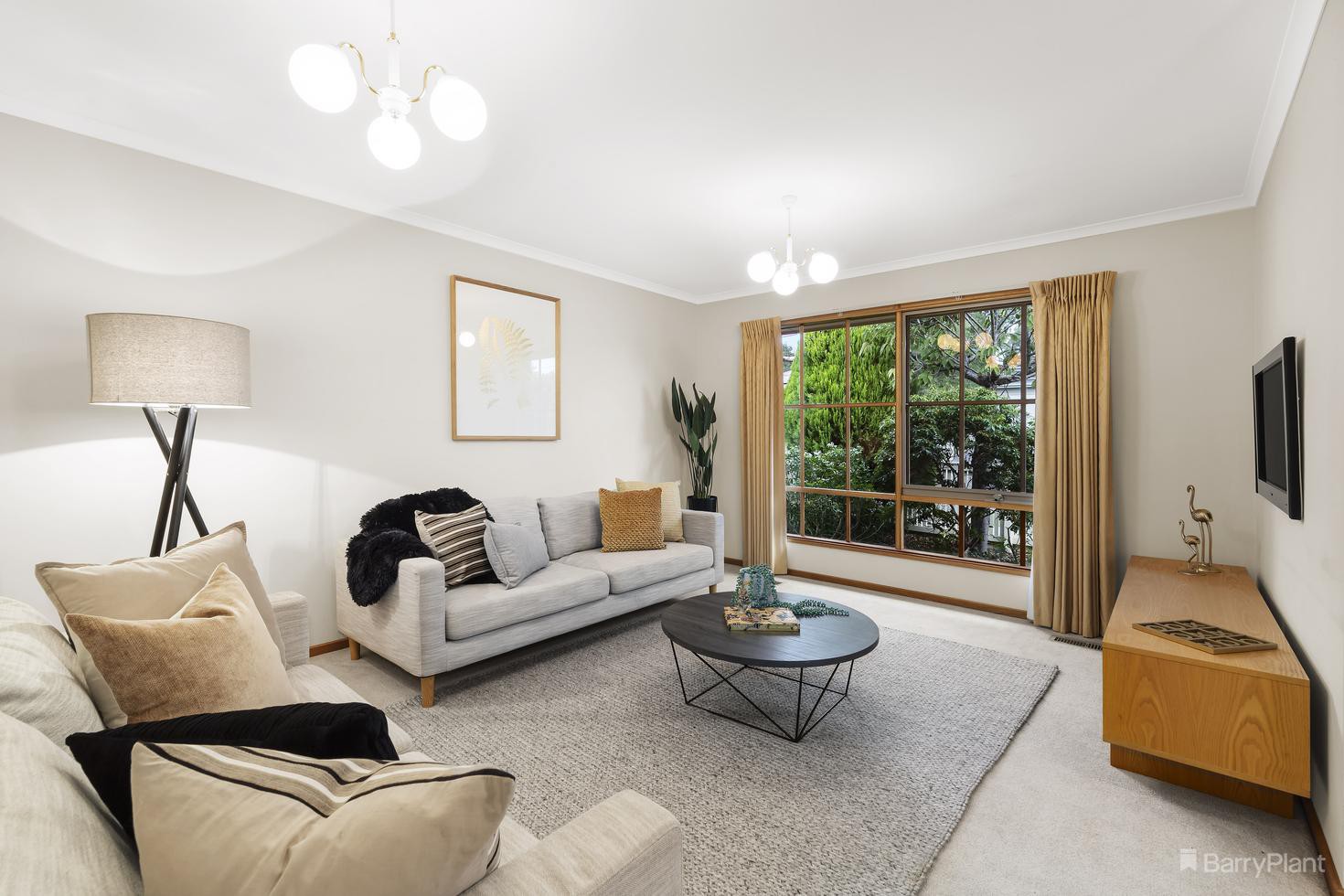 5 Fir Street, Blackburn, VIC 3130 - Thumbnail 2 - 07/04/2022