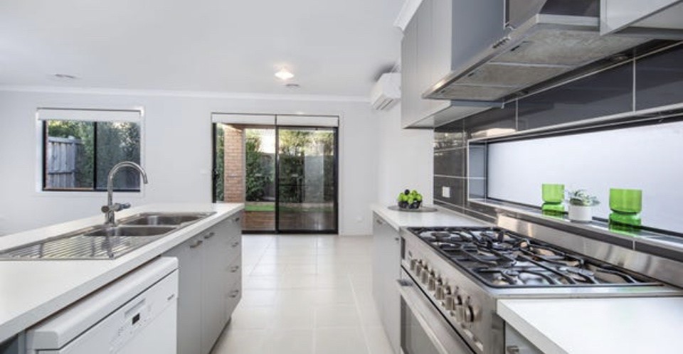 5 Forrester Grove, Fraser Rise, VIC 3336 - Thumbnail 2 - 27/10/2025