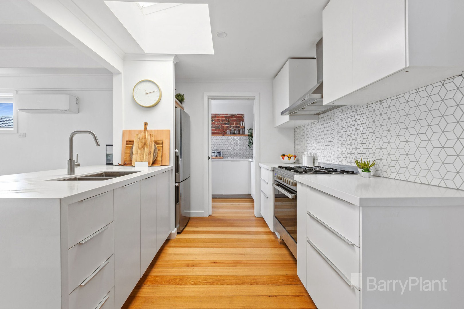 5 Frallon Crescent, Frankston, VIC 3199, Frankston - Thumbnail 4