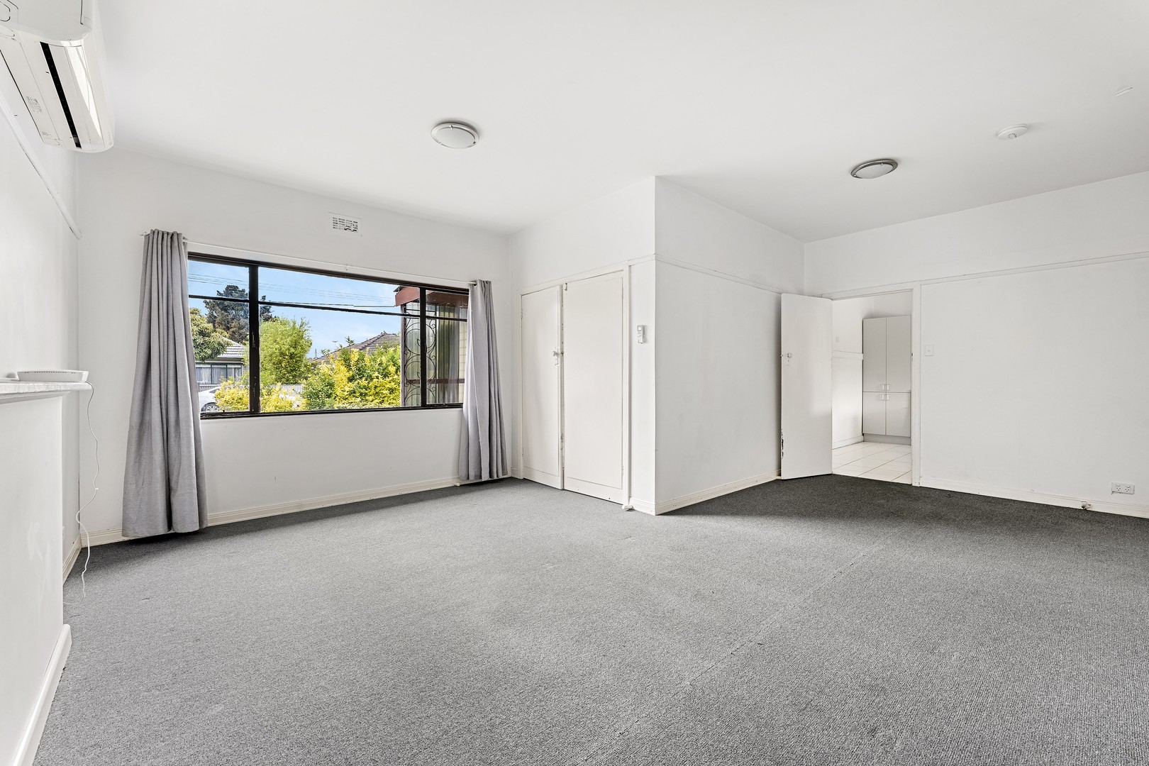 5 Franklyn Street, Huntingdale, VIC 3166 - Thumbnail 2 - 30/10/2024