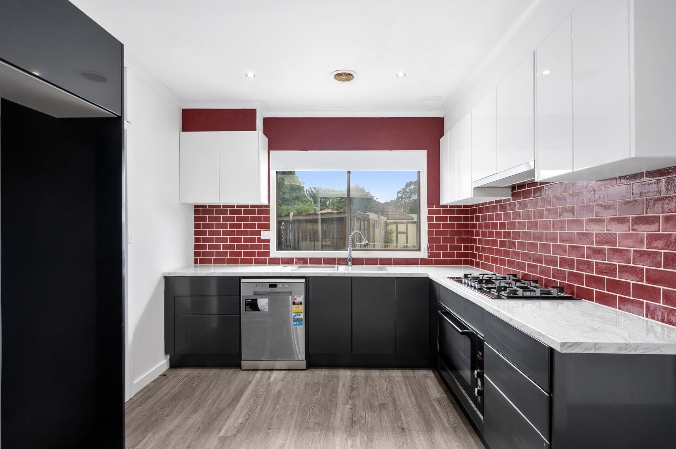 5 Fronsac Avenue, Corio, VIC 3214, Corio - Thumbnail 2