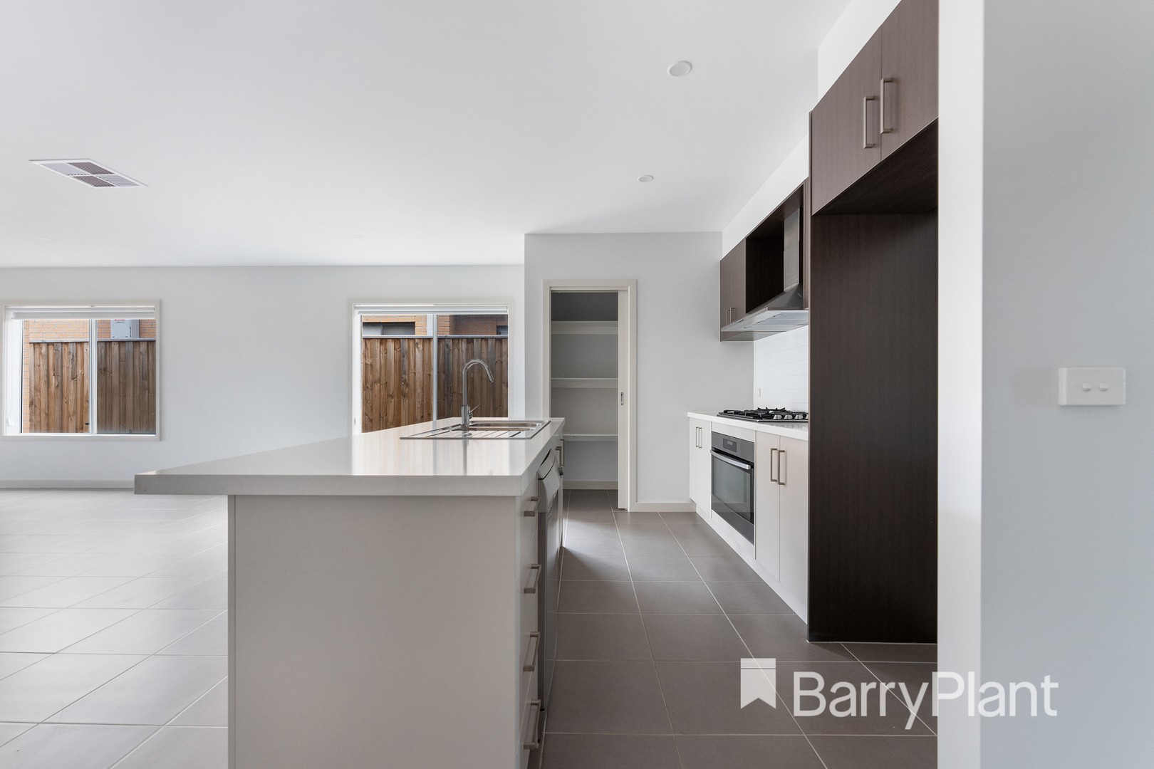 5 Gellibrand StreetWerribee, VIC 3030, Werribee - Thumbnail 5