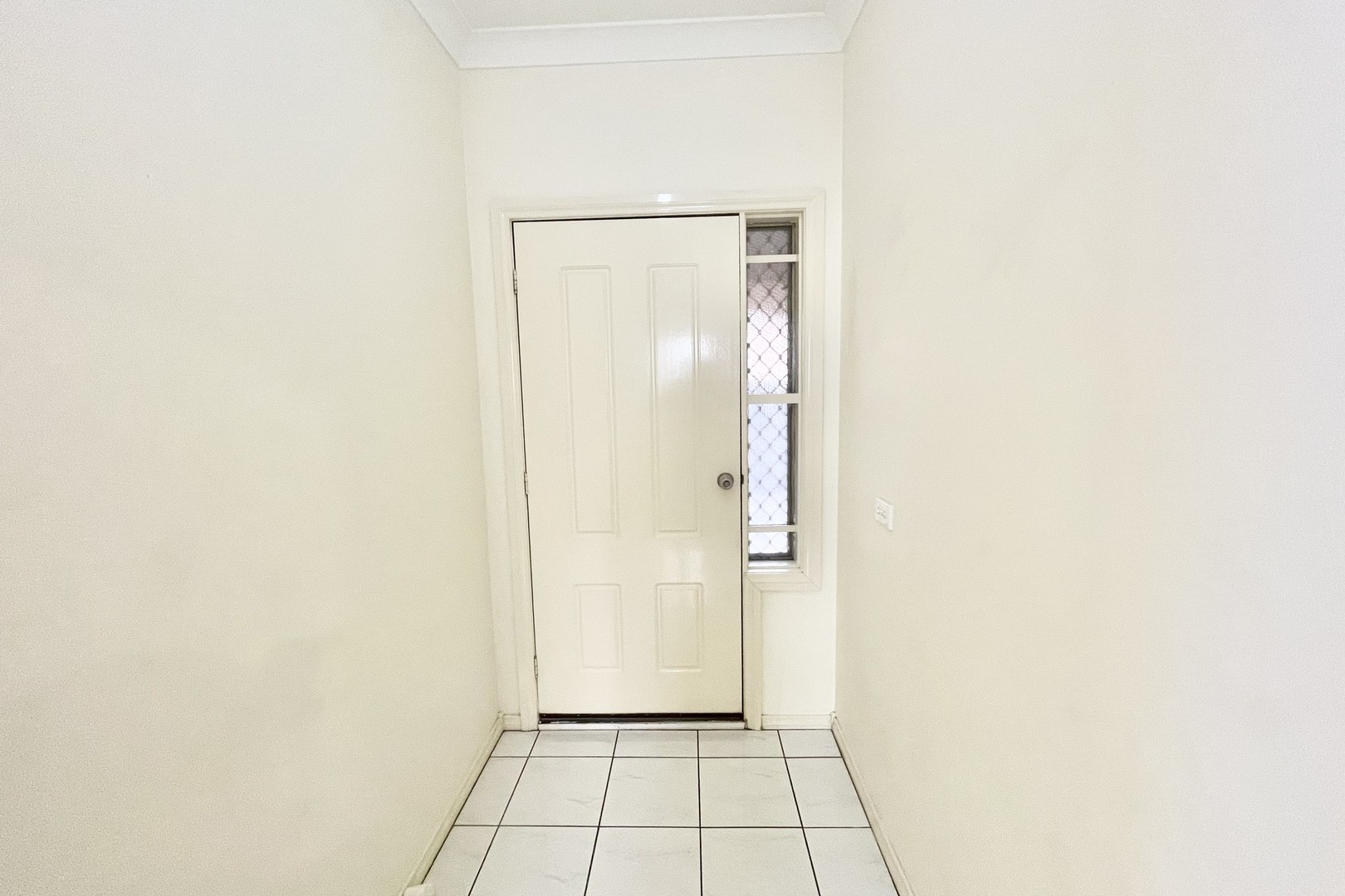 5 Gill Place, Caroline Springs, VIC 3023 - Thumbnail 1 - 21/05/2025