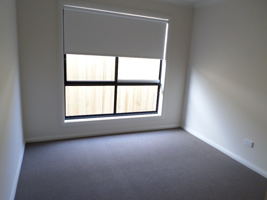 5 Gillespie Drive, Melton South, VIC 3338, Melton South - Thumbnail 6