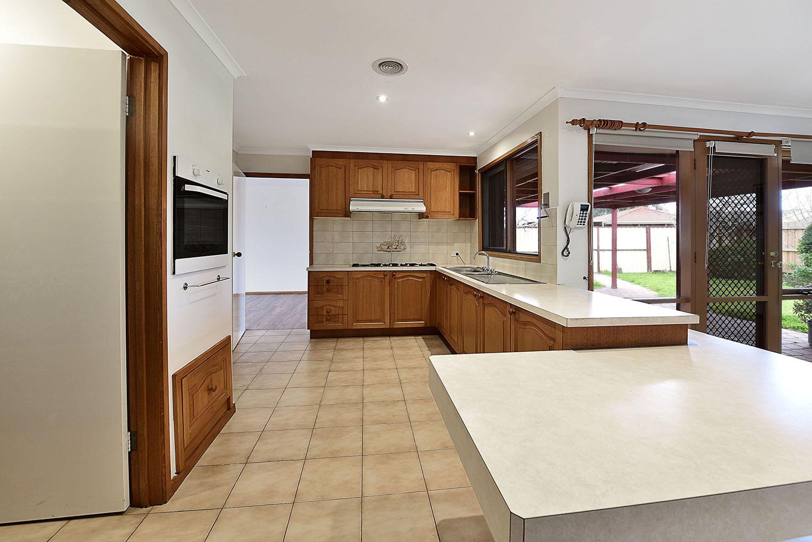 5 Gillingham Cres, Craigieburn, VIC 3064, Craigieburn - Thumbnail 3