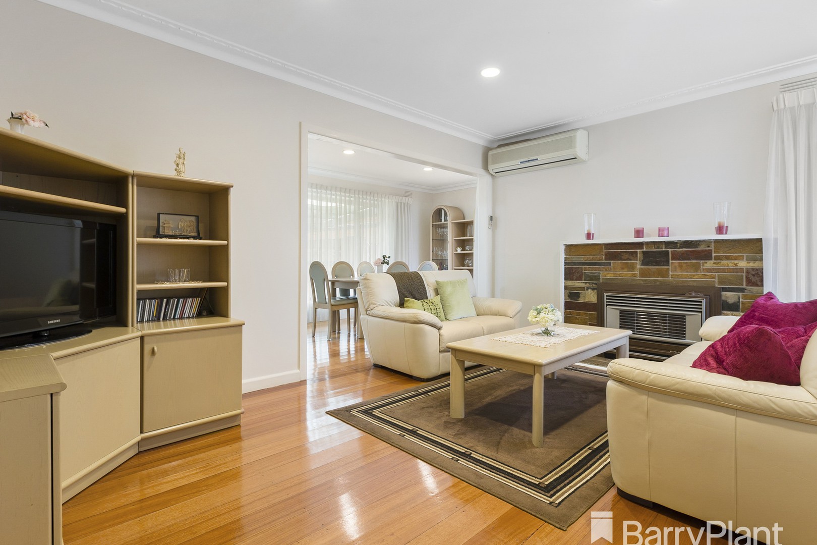 5 Glen Road, Glen Waverley, VIC 3150 - Thumbnail 2 - 18/07/2022