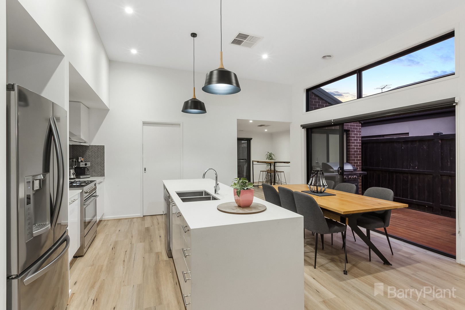 5 Glenferrie Avenue, Mickleham, VIC 3064, Mickleham - Thumbnail 5