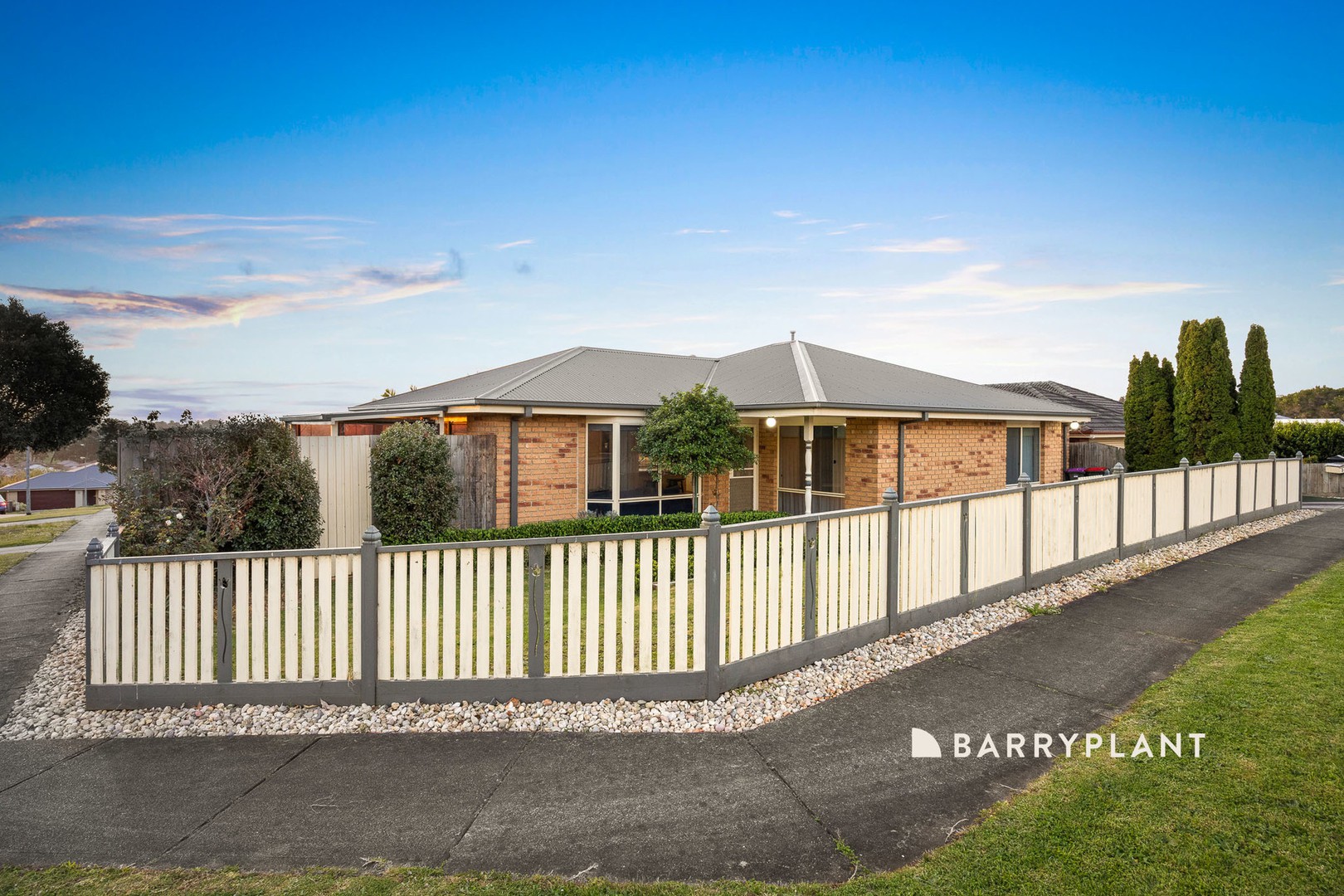5 Grandview Close, Drouin, VIC 3818 - Thumbnail 2 - 28/09/2026