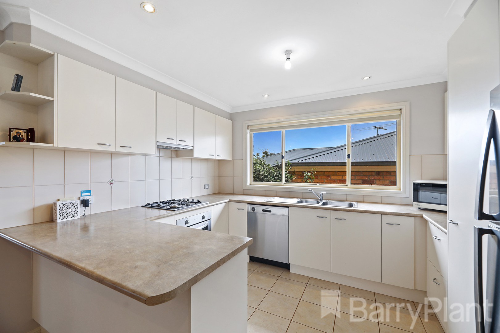 5 Grandview Close, Drouin, VIC 3818, Drouin - Thumbnail 3