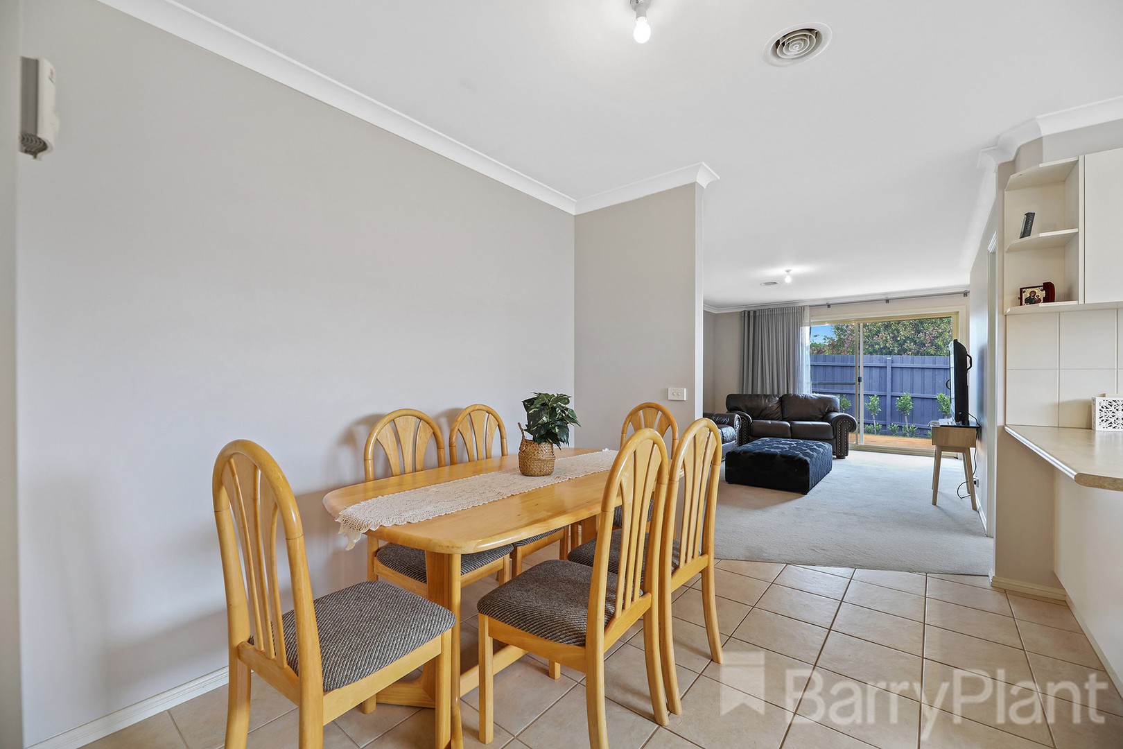 5 Grandview Close, Drouin, VIC 3818, Drouin - Thumbnail 4
