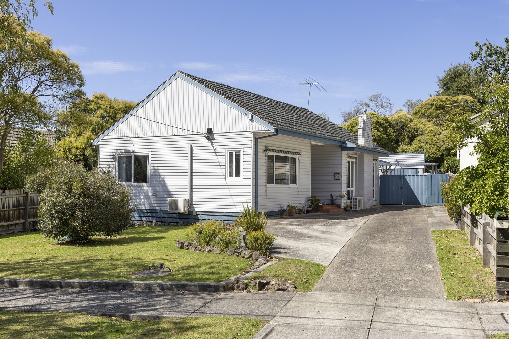 5 Grant Crescent East, Ringwood, VIC 3134, Ringwood - Thumbnail 2