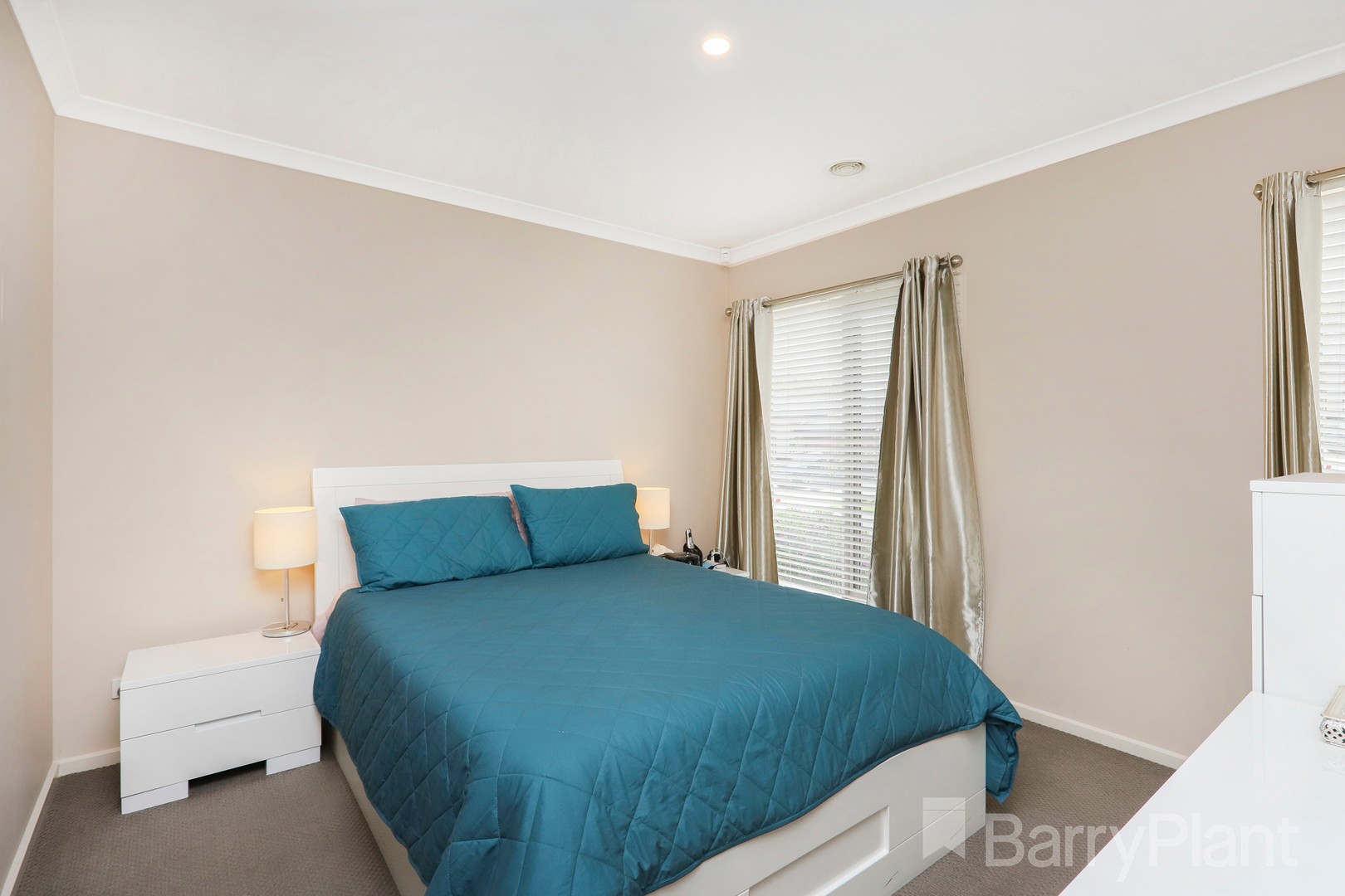 5 Greenhaven Drive, Greenvale, VIC 3059, Greenvale - Thumbnail 6