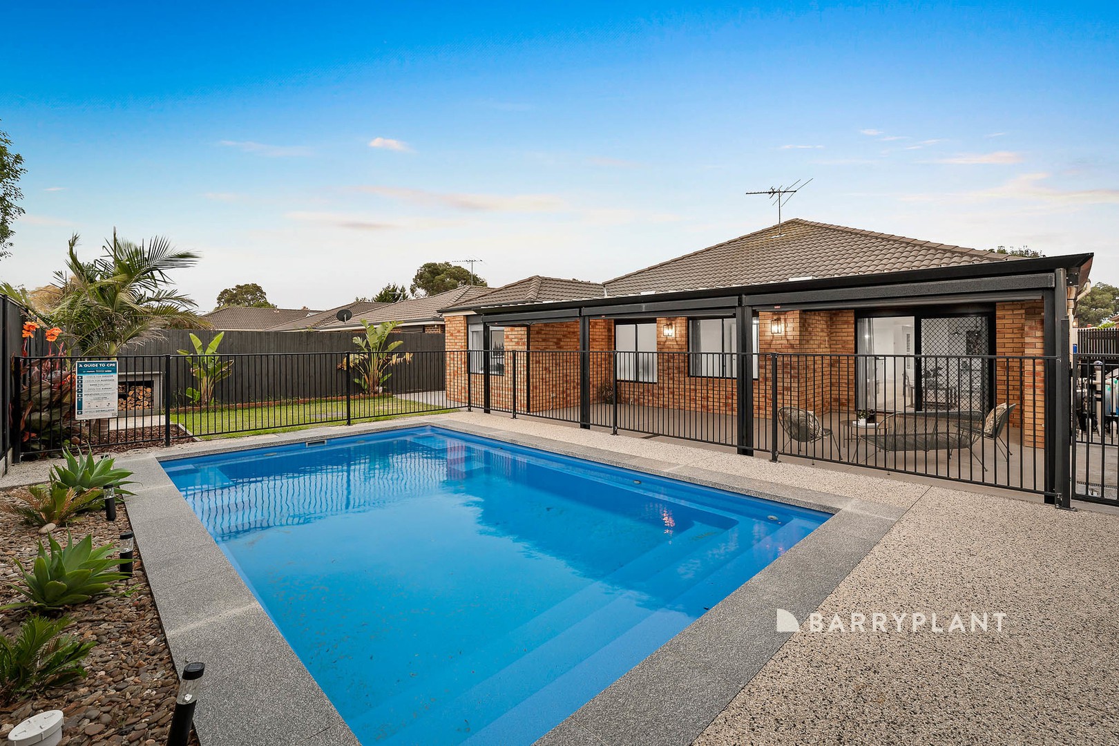 5 Grevillea Place, Pakenham, VIC 3810, Pakenham - Thumbnail 2