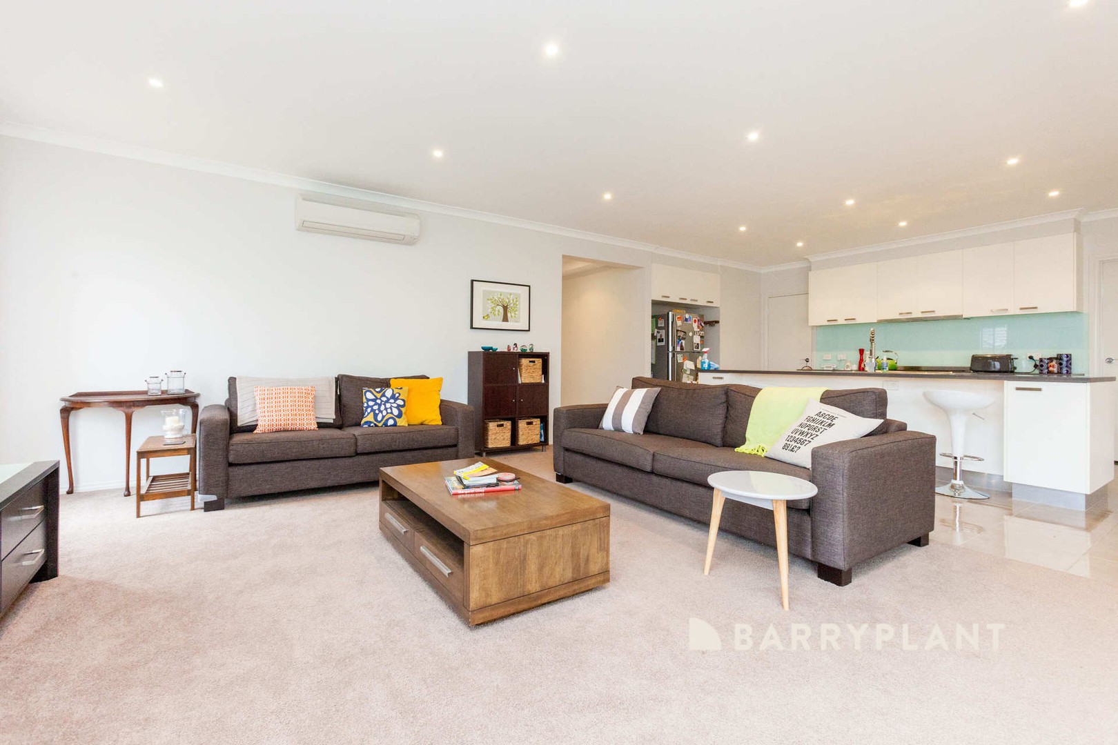 5 Greyfriars Way, Drouin, VIC 3818 - Thumbnail 2 - 05/08/2026