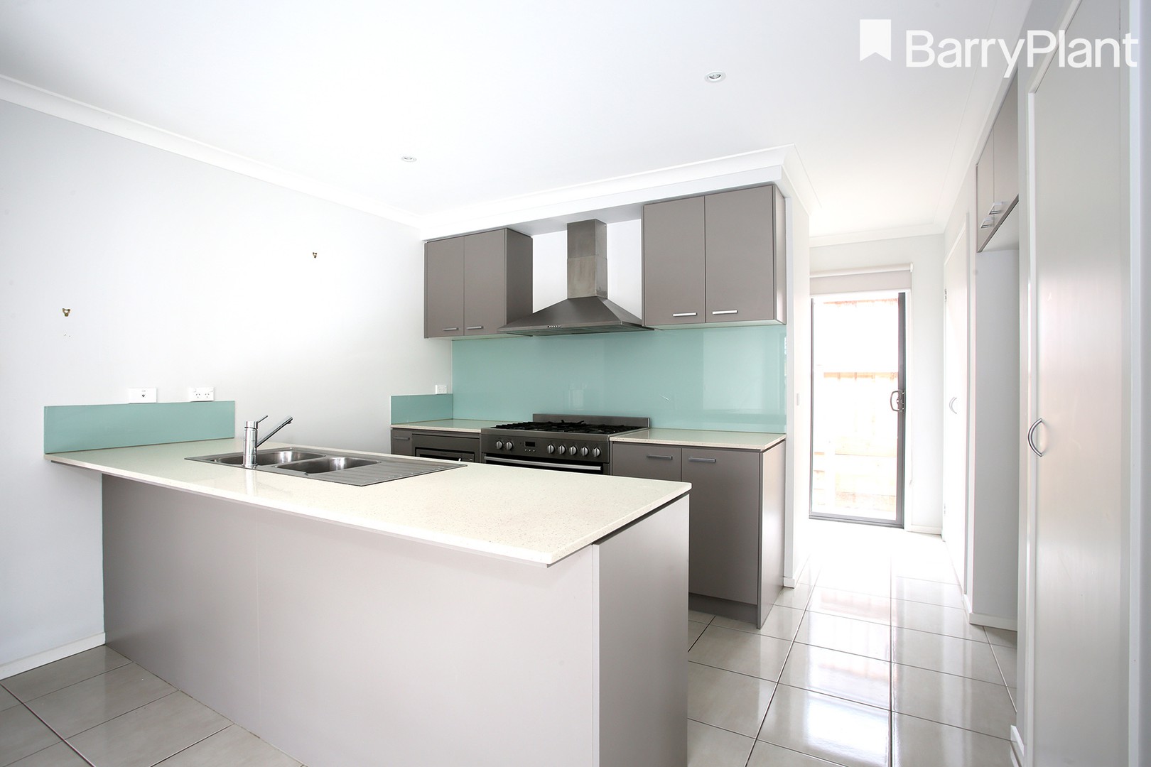 5 Guinea Flower Drive, Cranbourne West, VIC 3977, Cranbourne West - Thumbnail 8