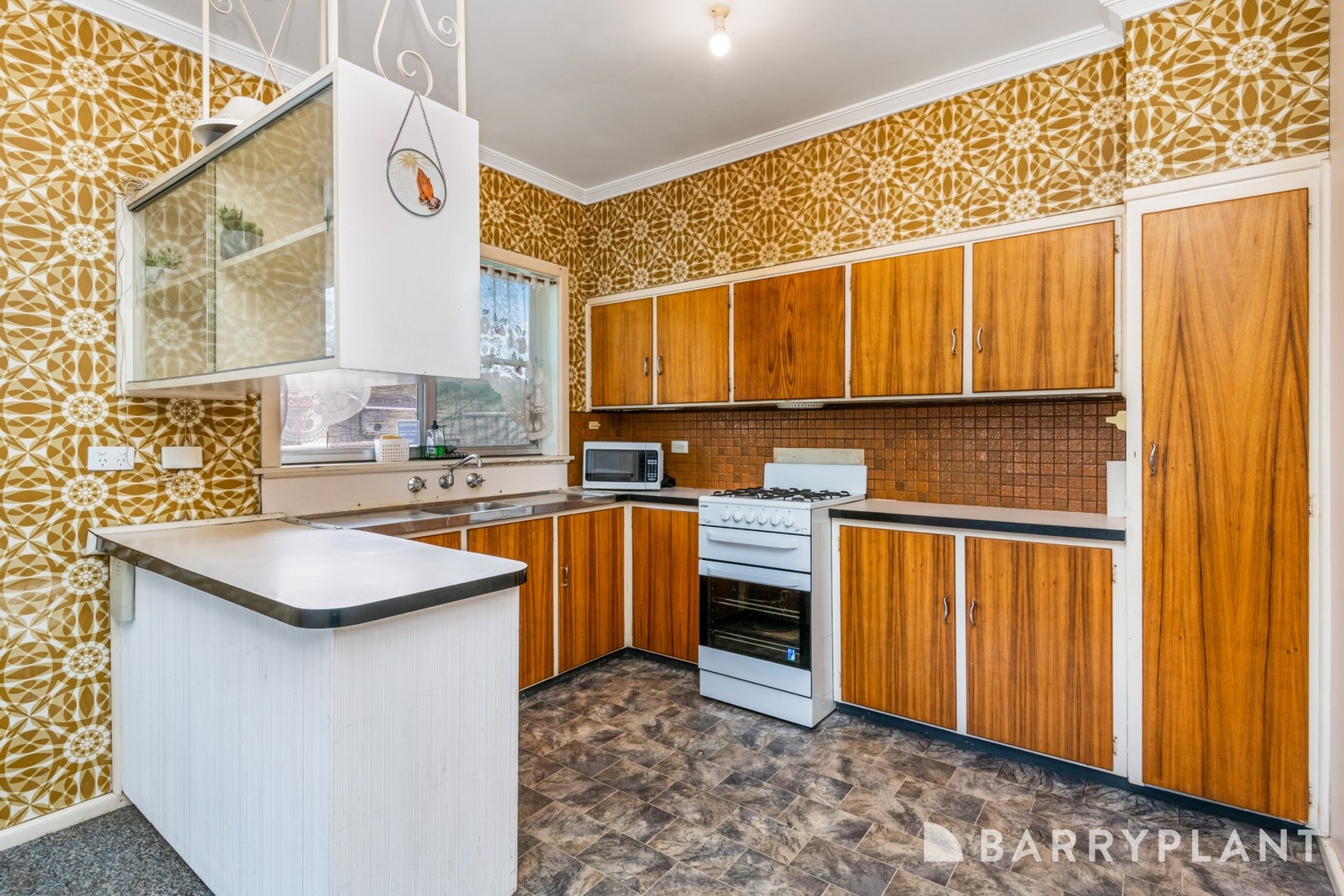 5 Gwenola CourtNorth Bendigo, VIC 3550  - Leased, North Bendigo - Thumbnail 3