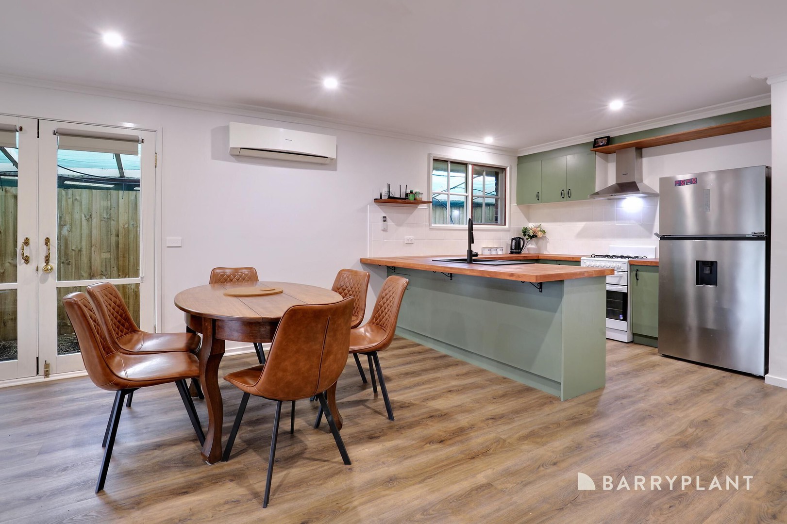 5 Hanley Court, Pakenham, VIC 3810, Pakenham - Thumbnail 3