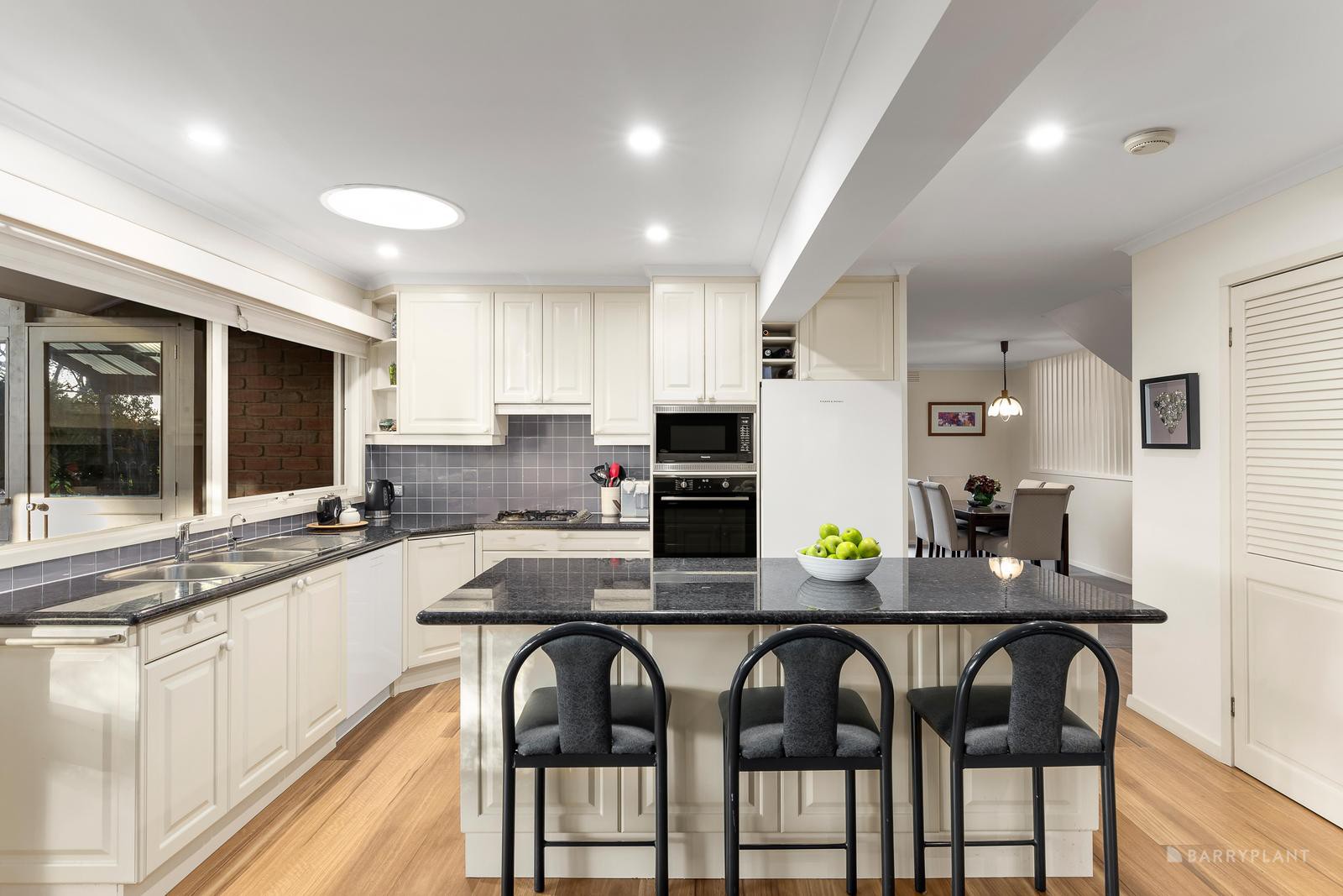 5 Harrington Place, Doncaster East, VIC 3109, Doncaster East - Thumbnail 5