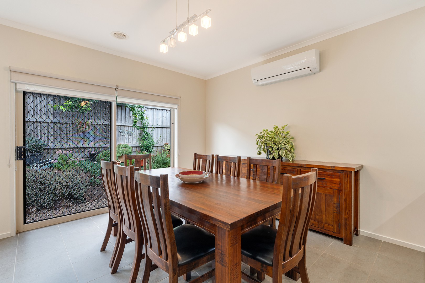 5 Heathcliffe Lane, Craigieburn, VIC 3064, Craigieburn - Thumbnail 3