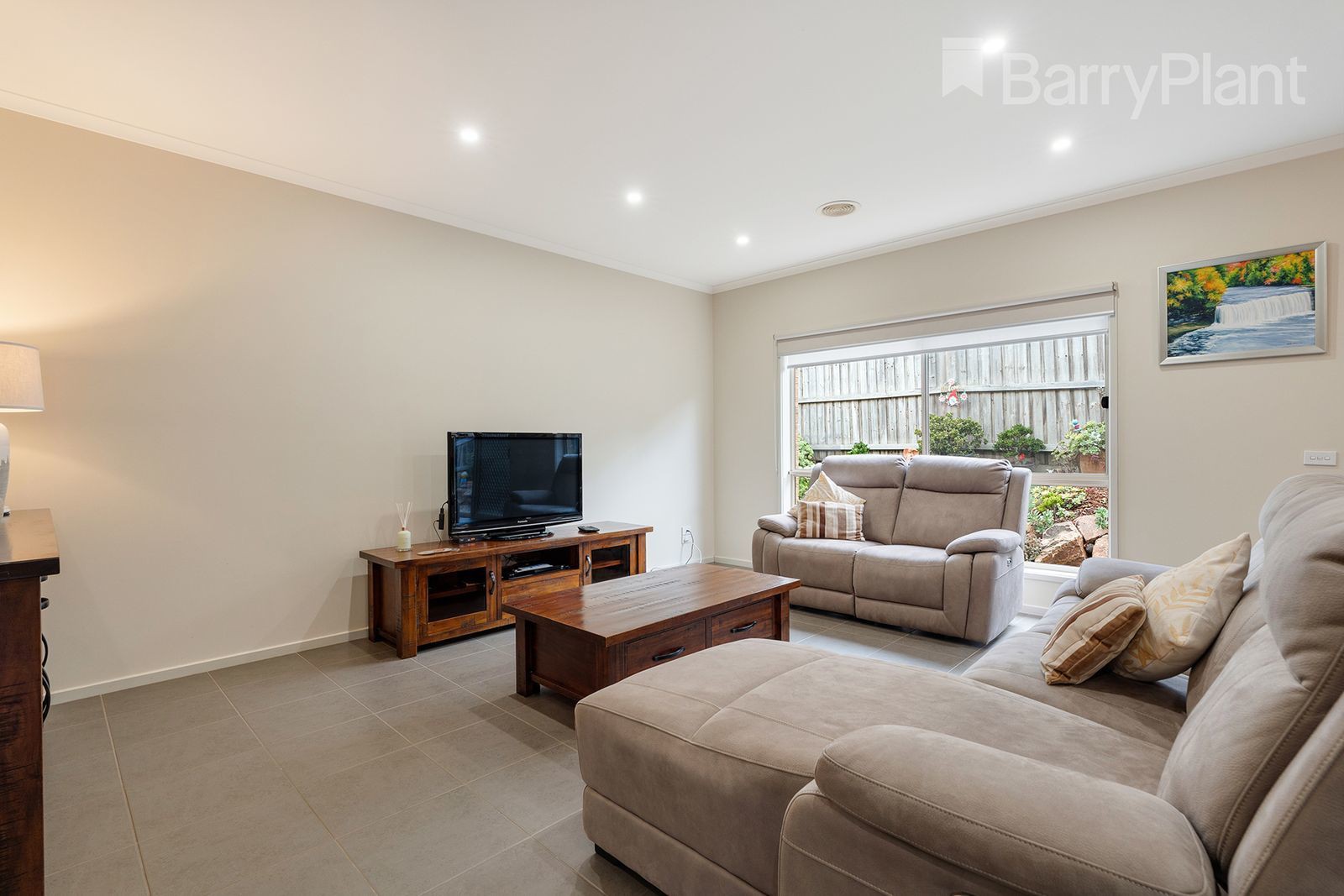 5 Heathcliffe Lane, Craigieburn, VIC 3064, Craigieburn - Thumbnail 4