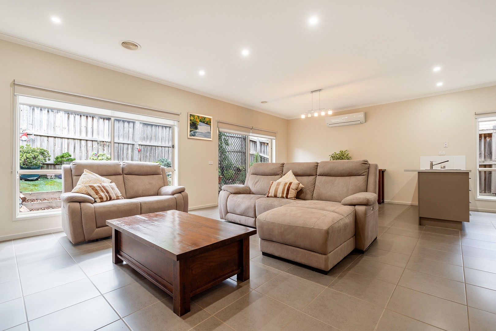 5 Heathcliffe Lane, Craigieburn, VIC 3064, Craigieburn - Thumbnail 5