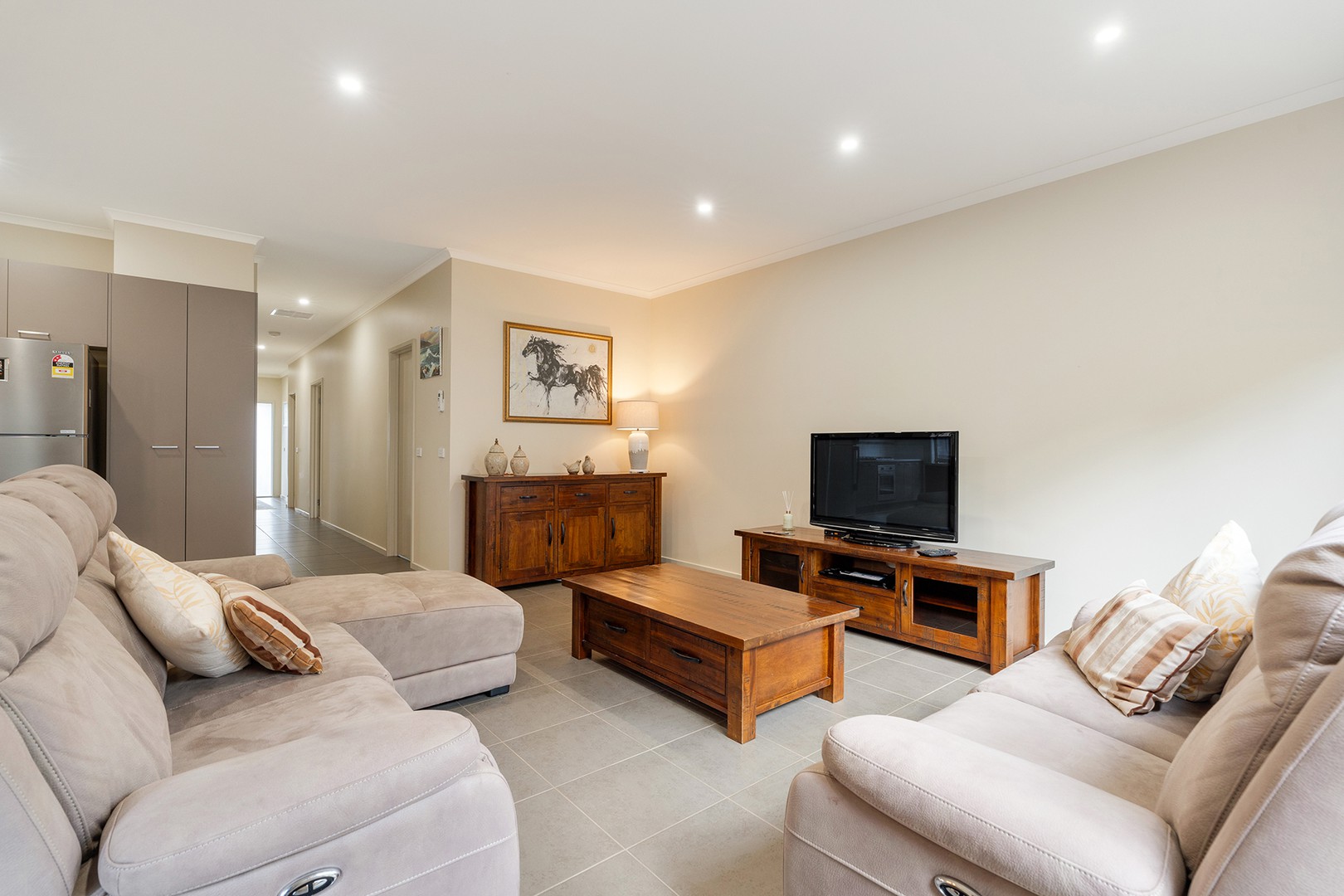 5 Heathcliffe Lane, Craigieburn, VIC 3064, Craigieburn - Thumbnail 6