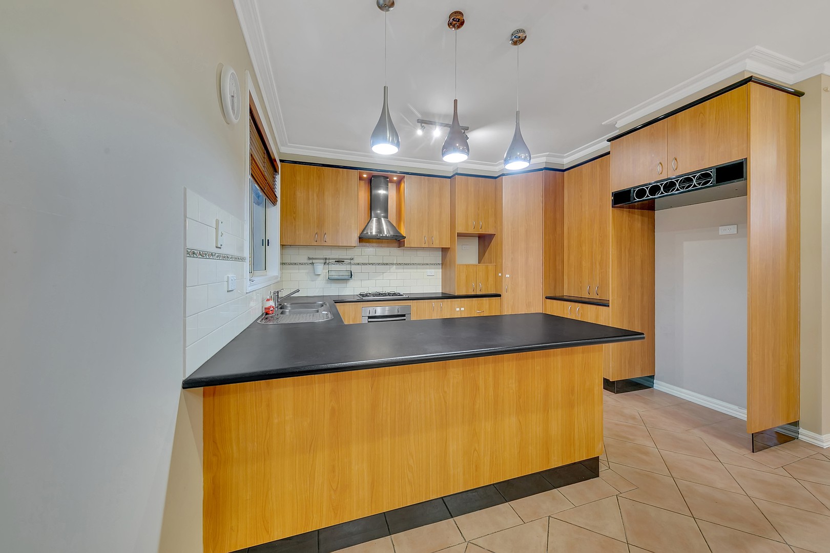 5 Hinchinbrook Close, Caroline Springs, VIC 3023, Caroline Springs - Thumbnail 6
