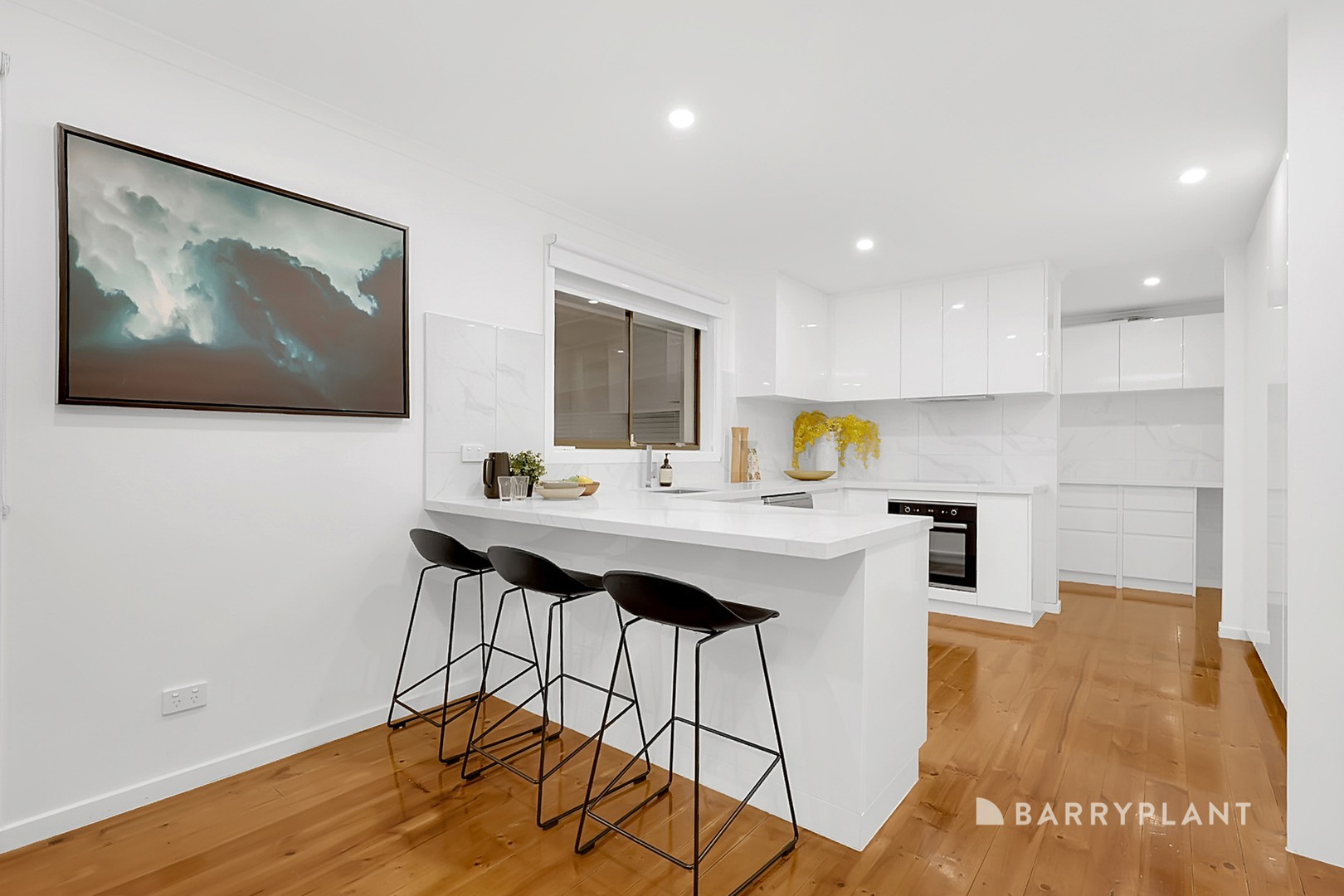 5 Hinkler Drive, Mill Park, VIC 3082, Mill Park - Thumbnail 4