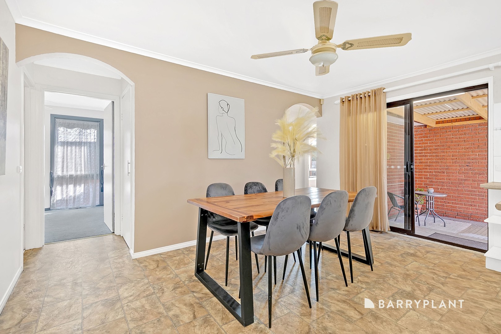 5 Hogan Place, Mill Park, VIC 3082, Mill Park - Thumbnail 5