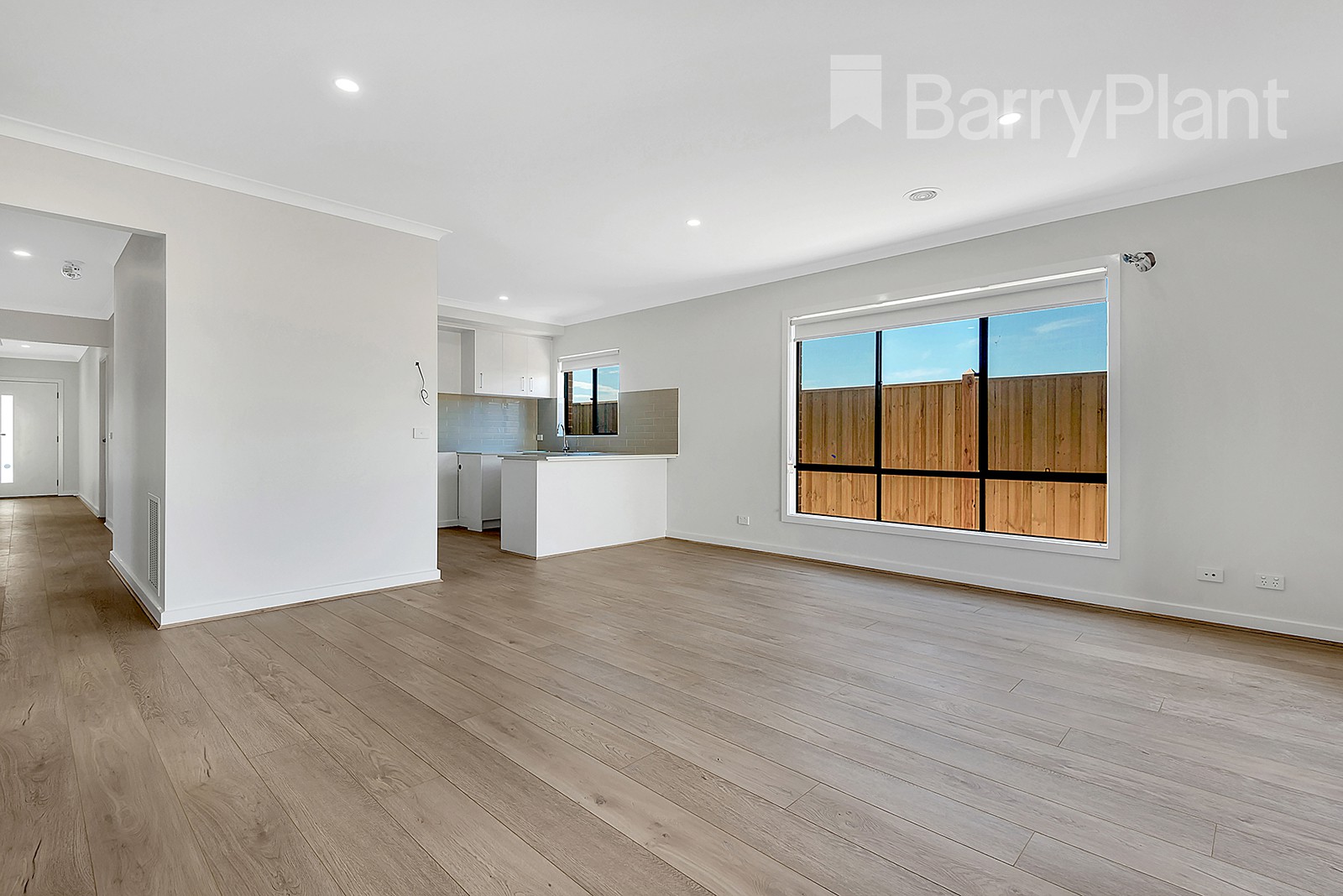5 Holbrook Crescent, Kalkallo, VIC 3064, Kalkallo - Thumbnail 2