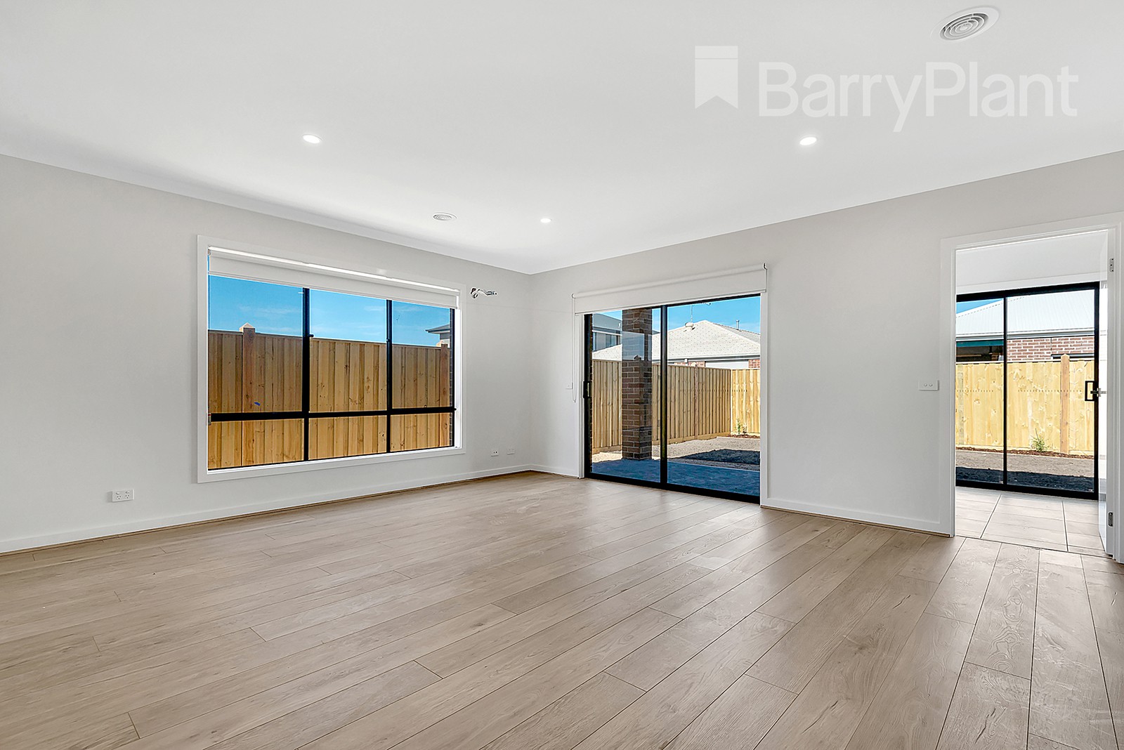 5 Holbrook Crescent, Kalkallo, VIC 3064, Kalkallo - Thumbnail 4