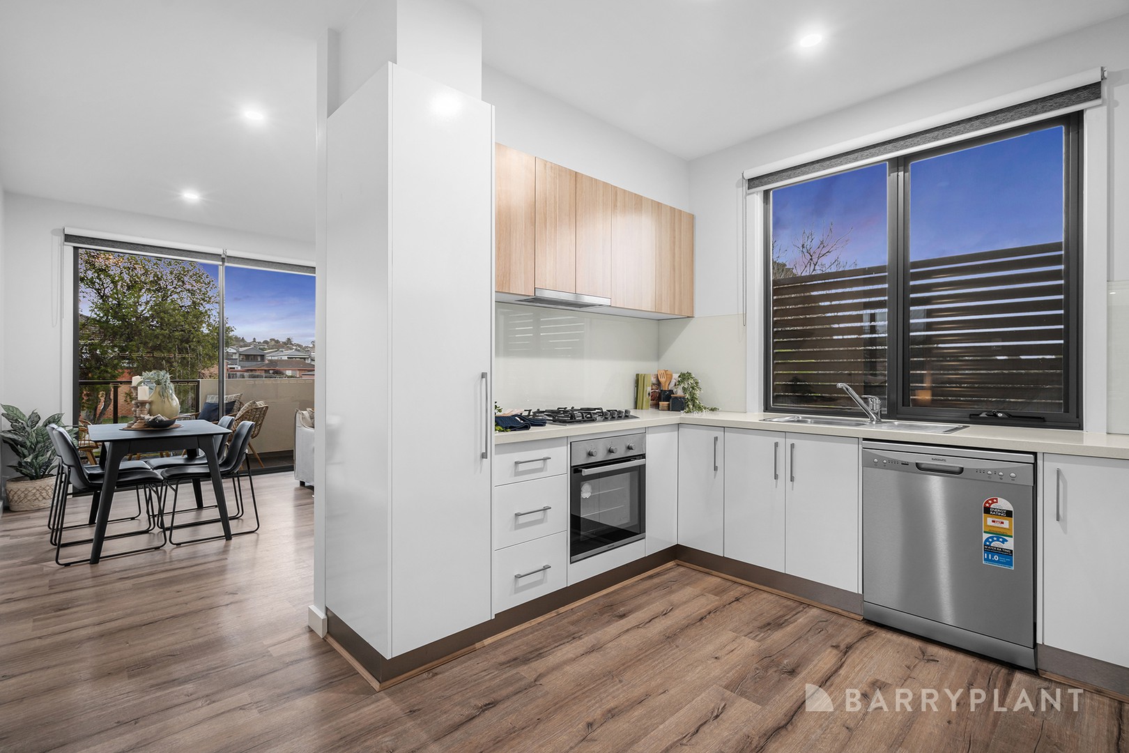 5 Holly Place, Lilydale, VIC 3140, Lilydale - Thumbnail 4