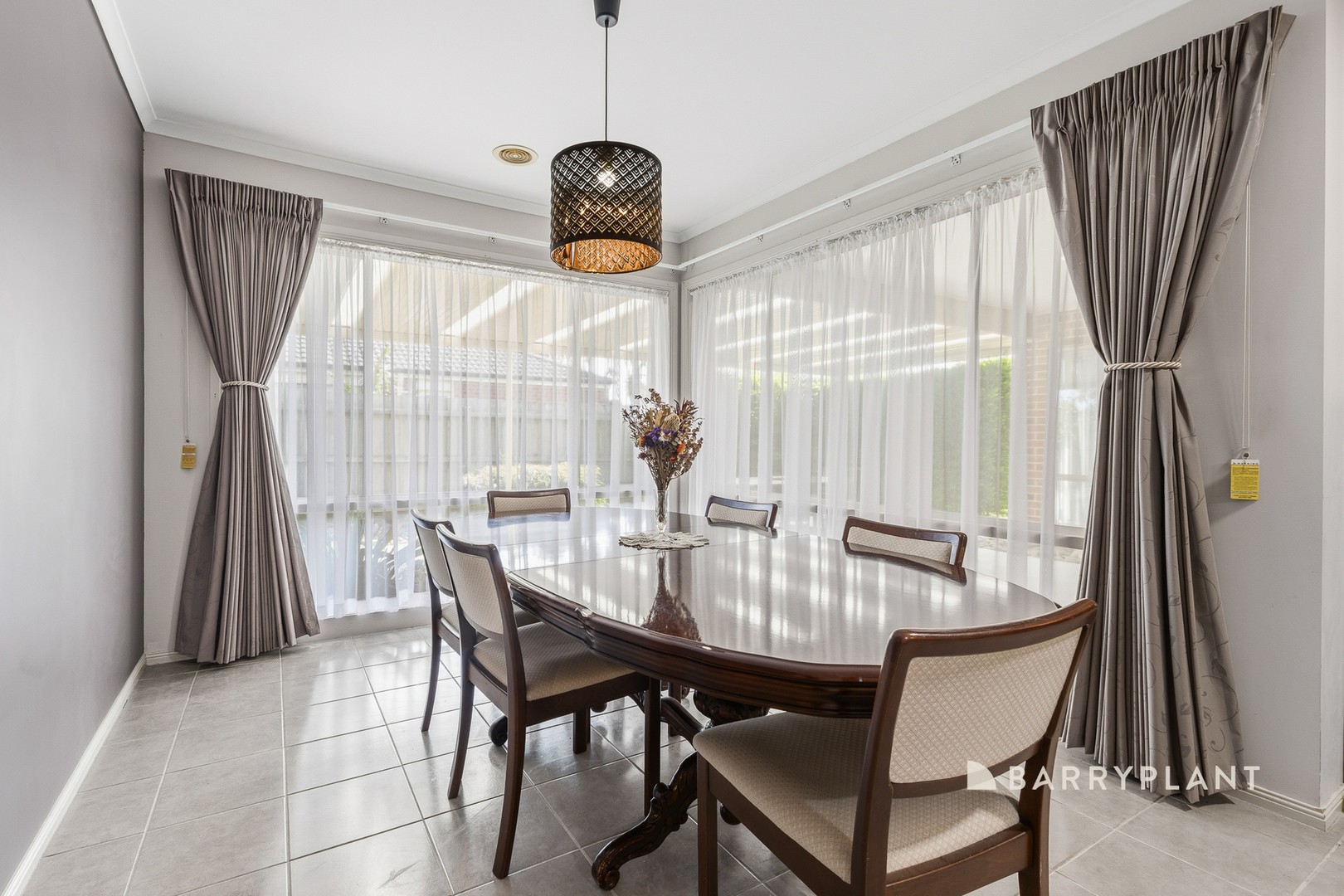 5 Honeyeater Way, Pakenham, VIC 3810, Pakenham - Thumbnail 6