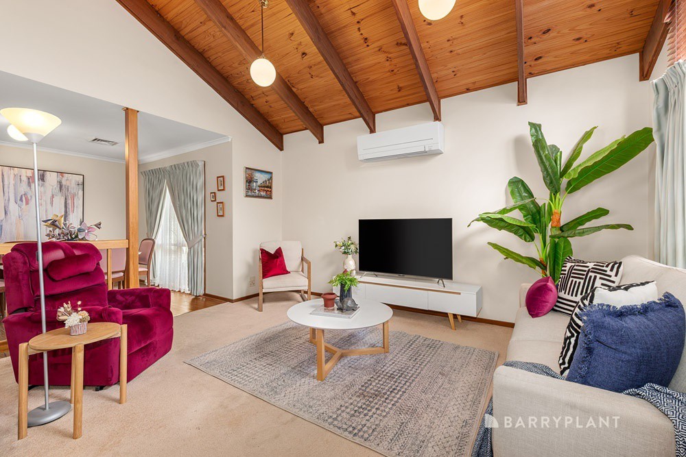 5 Honeysuckle Court, Mill Park, VIC 3082 - Thumbnail 2 - 09/04/2025