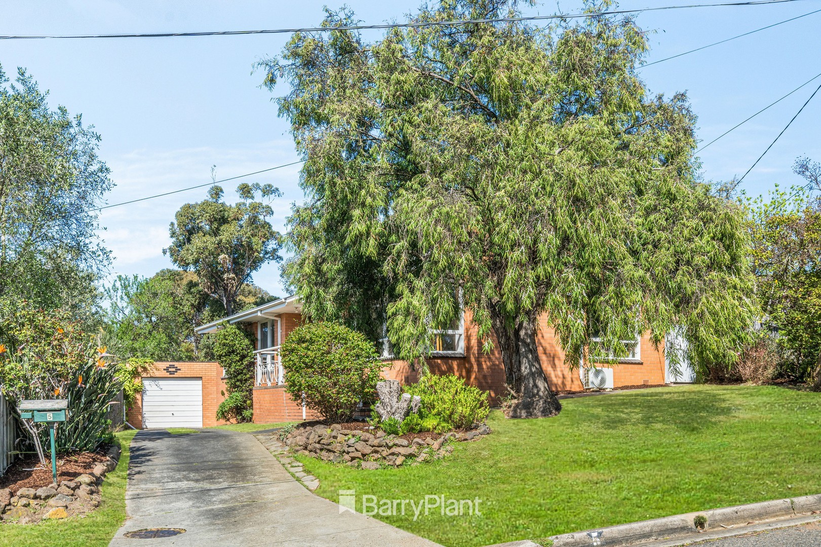 5 Hutcheson Avenue, Highton, VIC 3216 - Thumbnail 2 - 27/09/2023