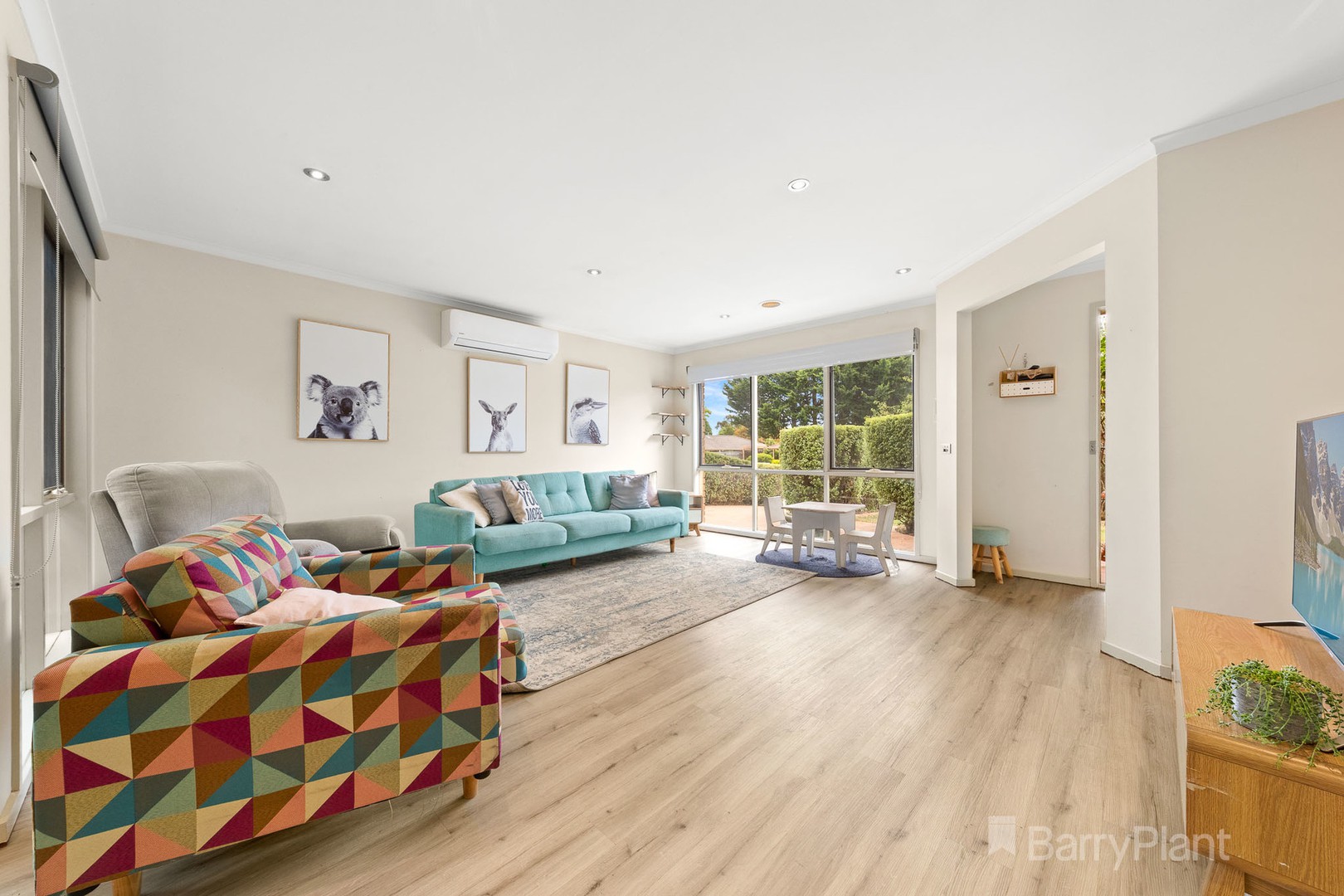 5 Ireland Avenue, Narre Warren, VIC 3805, Narre Warren - Thumbnail 5