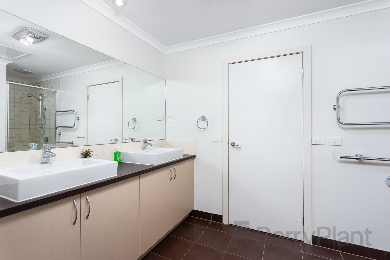 5 Iris Place, Point Cook, VIC 3030, Point Cook - Thumbnail 5