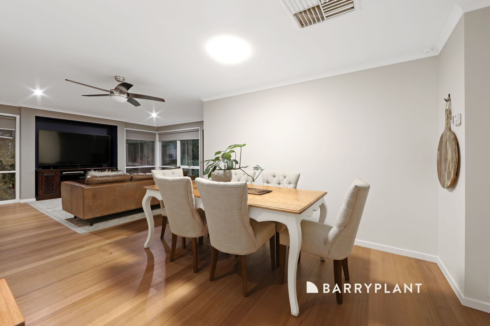 5 Jenna Court, Rowville, VIC 3178, Rowville - Thumbnail 3