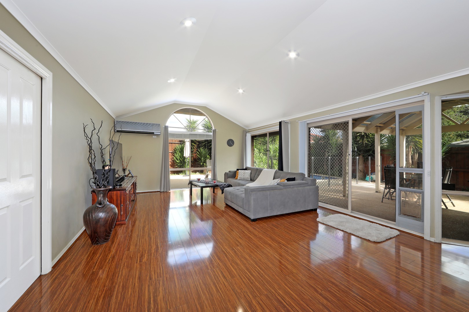 5 Jindabyne Court, Lysterfield, VIC 3156, Lysterfield - Thumbnail 4