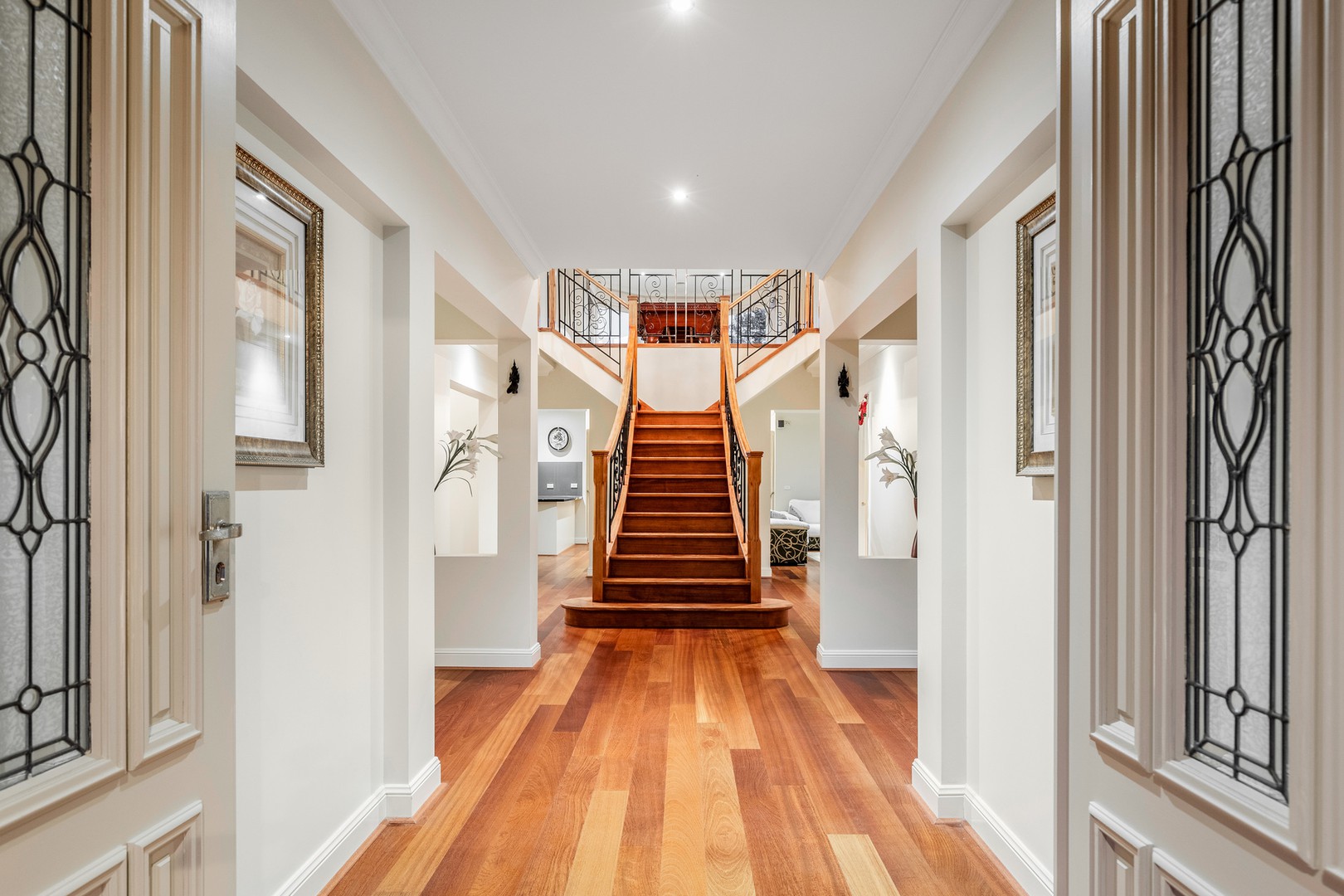 5 Jonathan Place, Rowville, VIC 3178, Rowville - Thumbnail 2