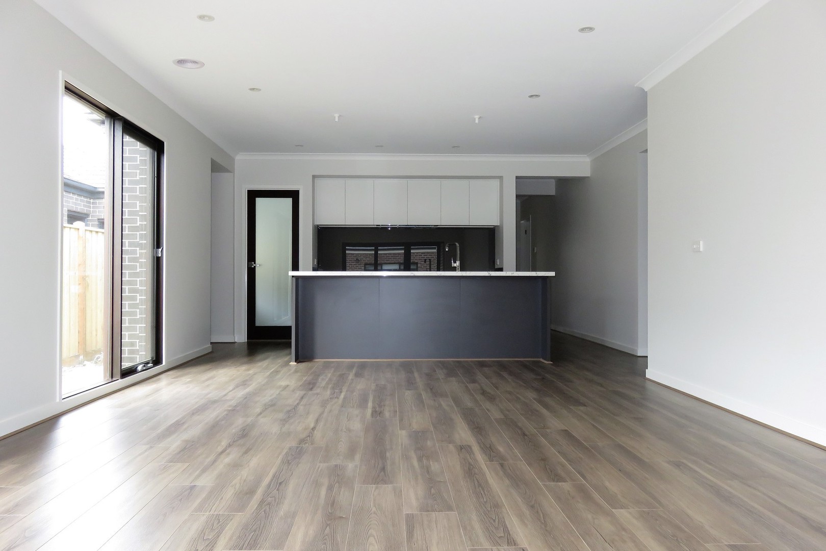 5 Kamala Road, Clyde North, VIC 3978 - Thumbnail 2 - 26/03/2026