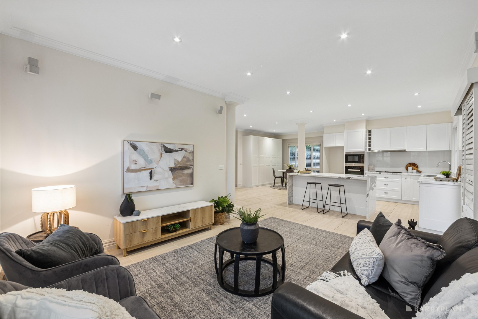 5 Kenman Close, Templestowe, VIC 3106 - Thumbnail 2 - 07/11/2025