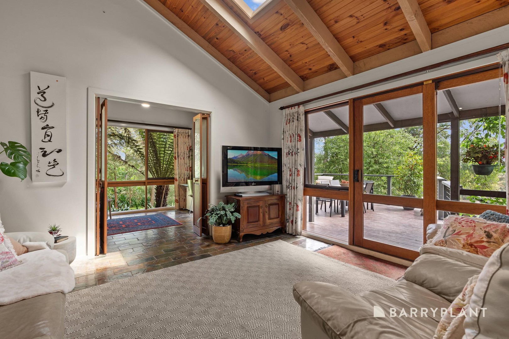 5 Kitchener Parade, Cockatoo, VIC 3781, Cockatoo - Thumbnail 8