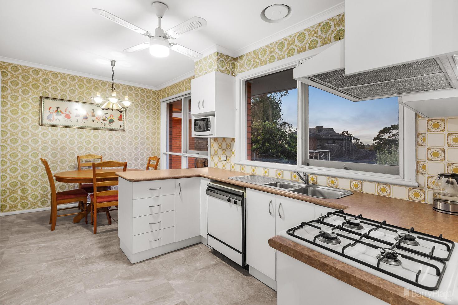 5 Kitson Crescent, Templestowe Lower, VIC 3107, Templestowe Lower - Thumbnail 3