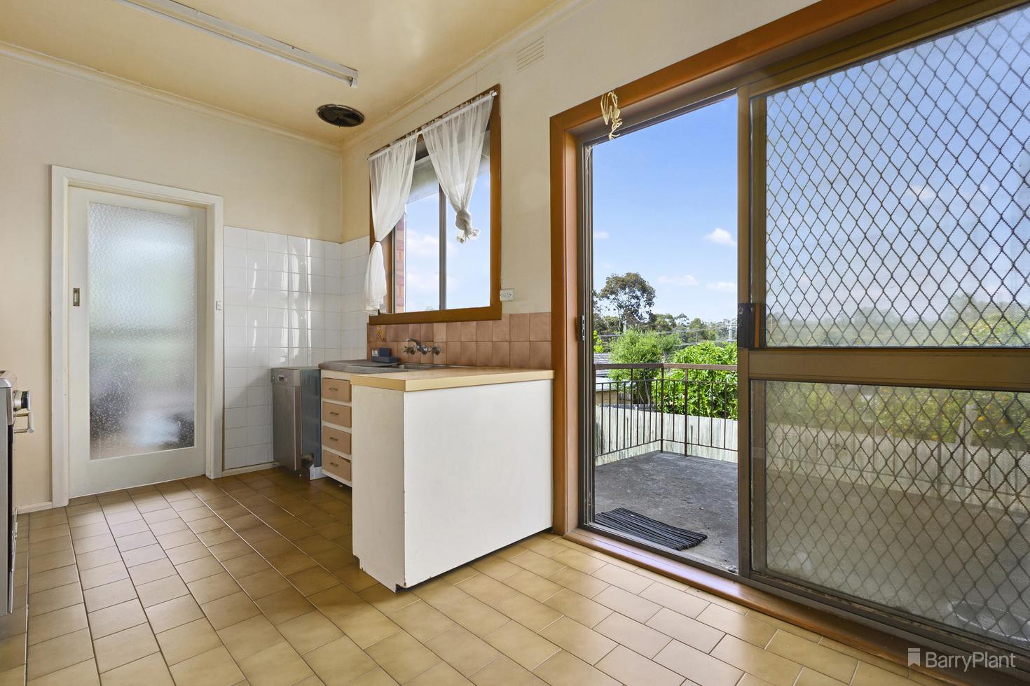 5 Koonung Court, Doncaster, VIC 3108, Doncaster - Thumbnail 5