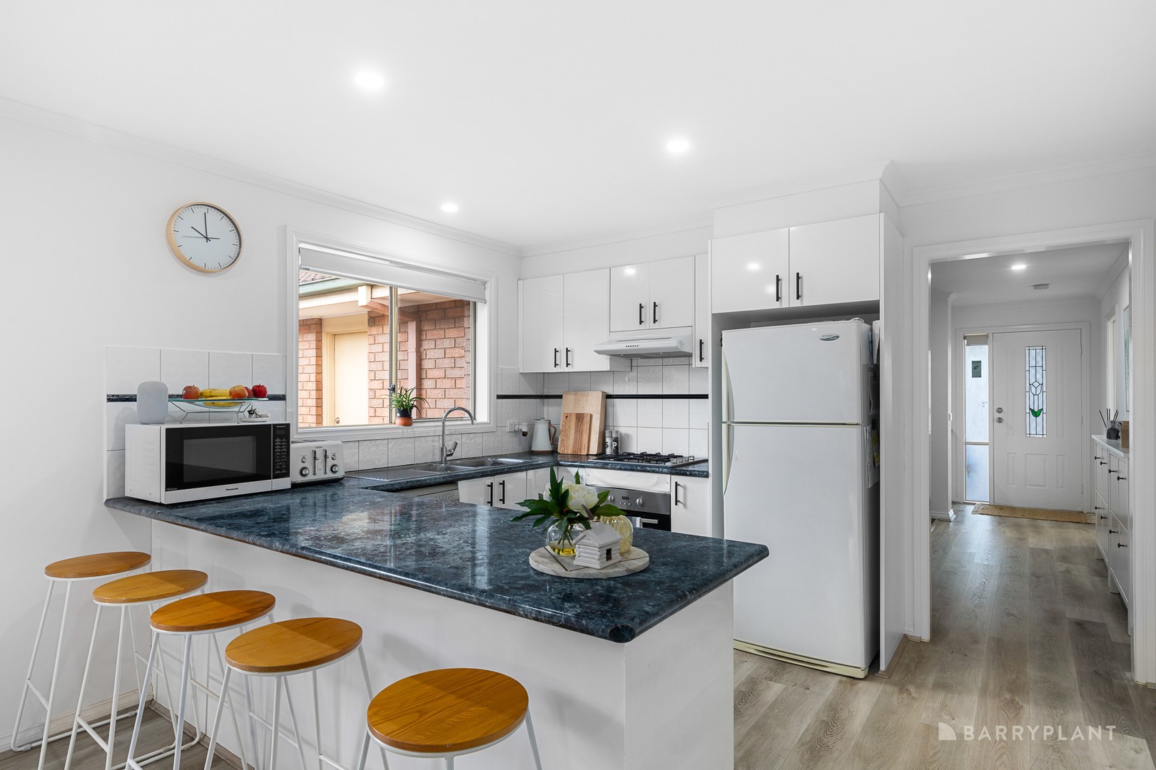 5 Lancaster Drive, Point Cook, VIC 3030, Point Cook - Thumbnail 4
